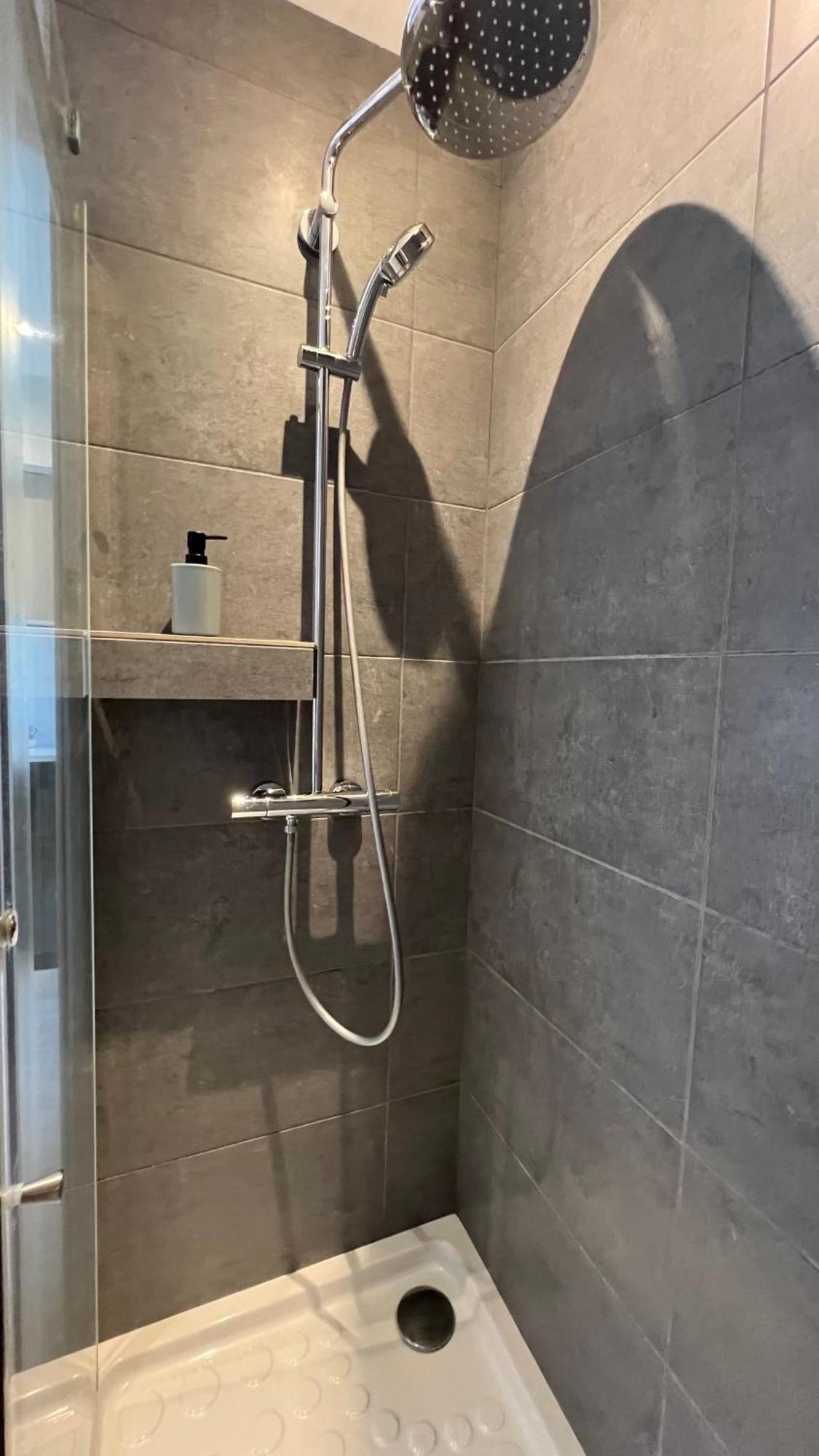 Studio Piscine Partagee Parking Securise Saint-Yrieix-sur-Charente Exteriör bild